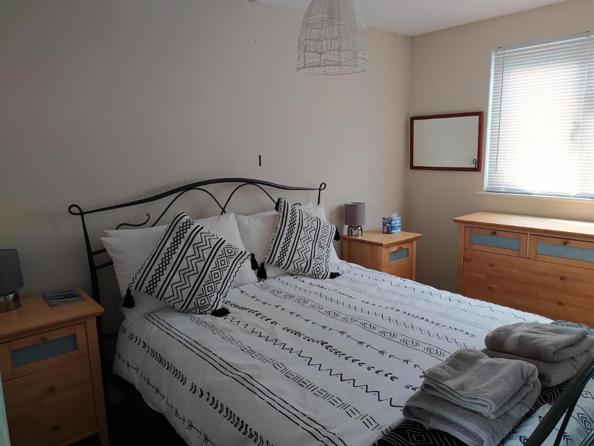 Garden Flat At The Infamous Piltdown Man Pub Apartment Fletching Екстериор снимка